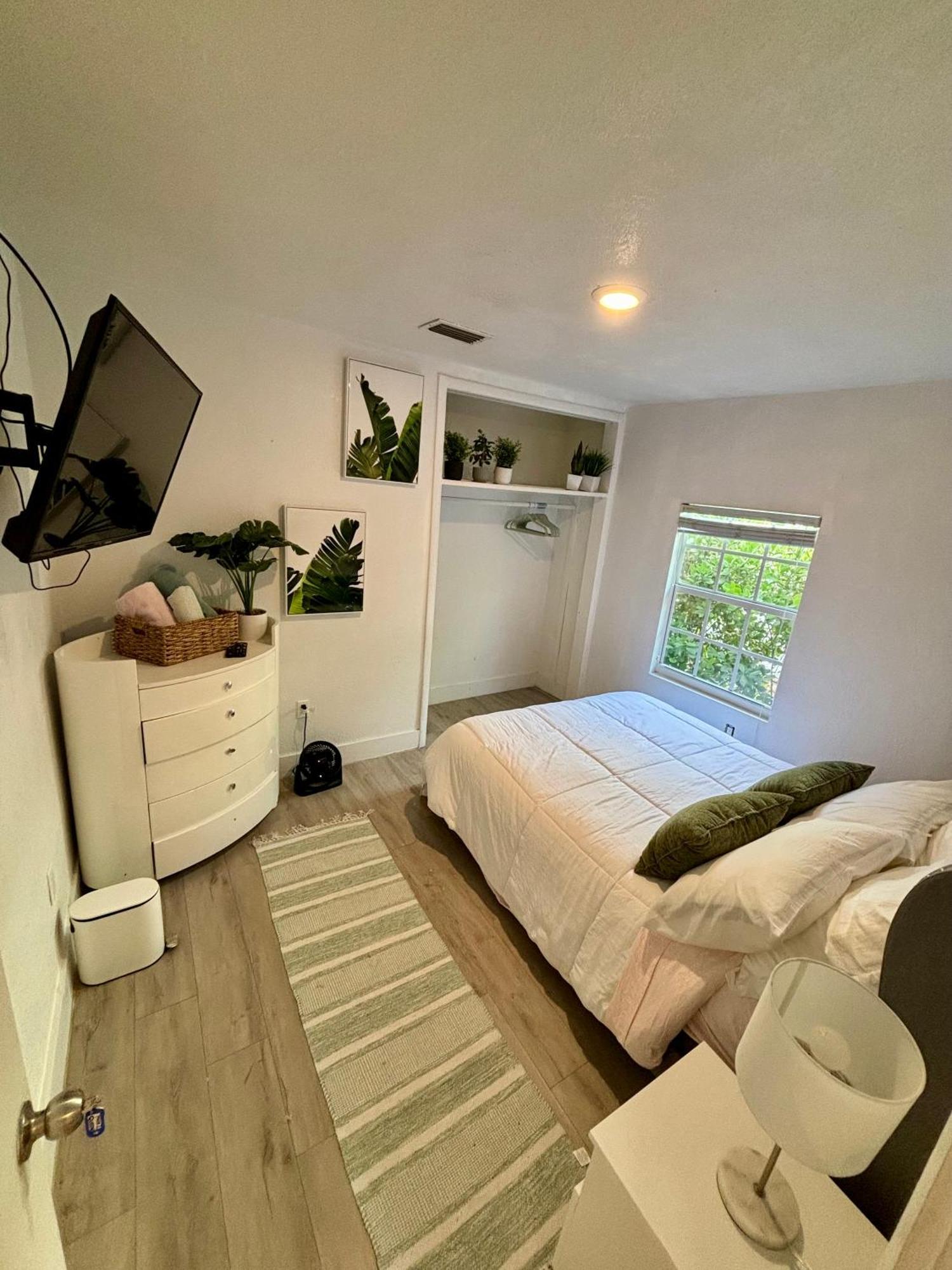 Deluxe Room In Best Location Miami In A 2 Bedrooms Unit - Parking, Laundry And Luggage Storage Kültér fotó