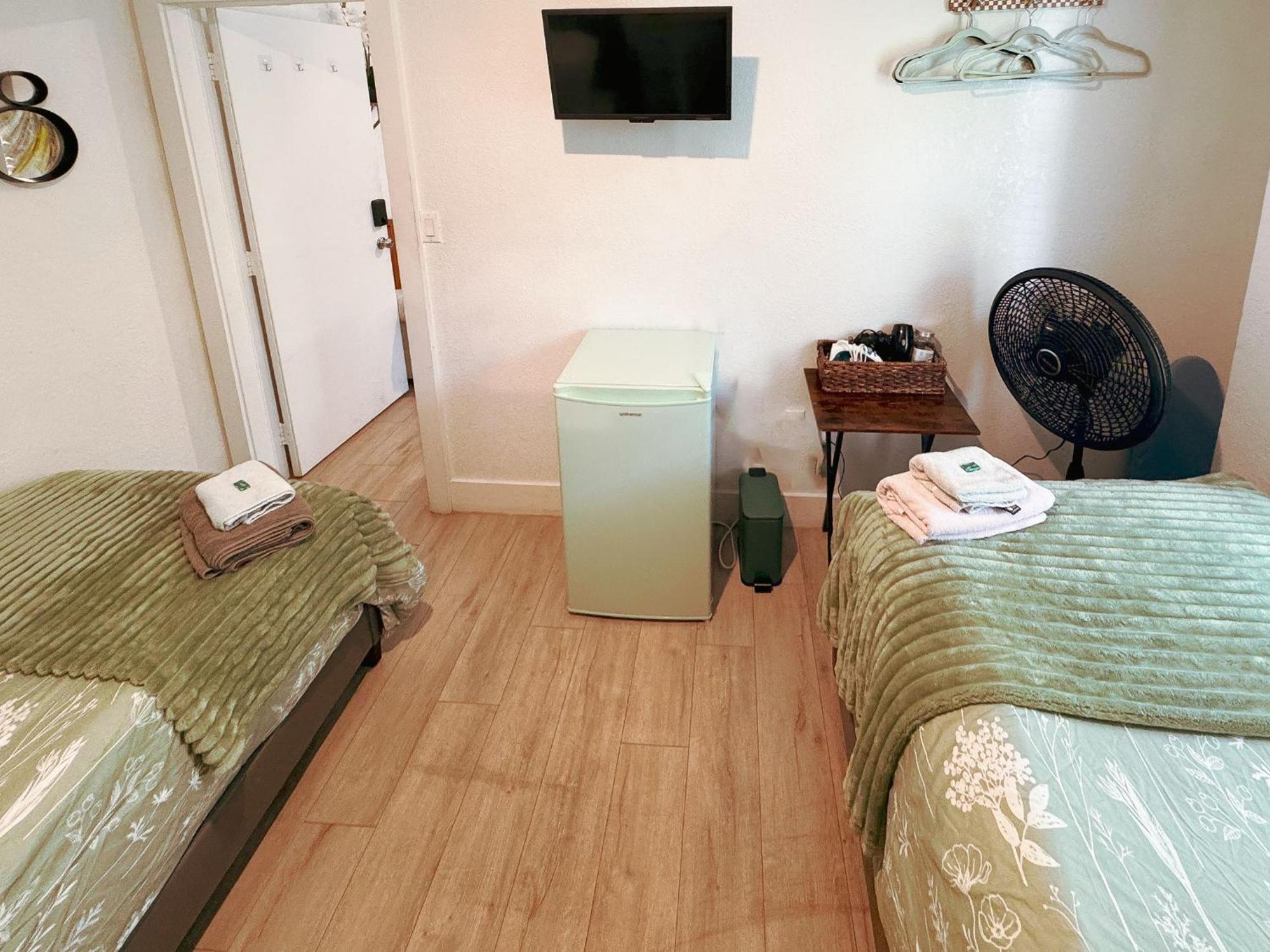 Deluxe Room In Best Location Miami In A 2 Bedrooms Unit - Parking, Laundry And Luggage Storage Kültér fotó