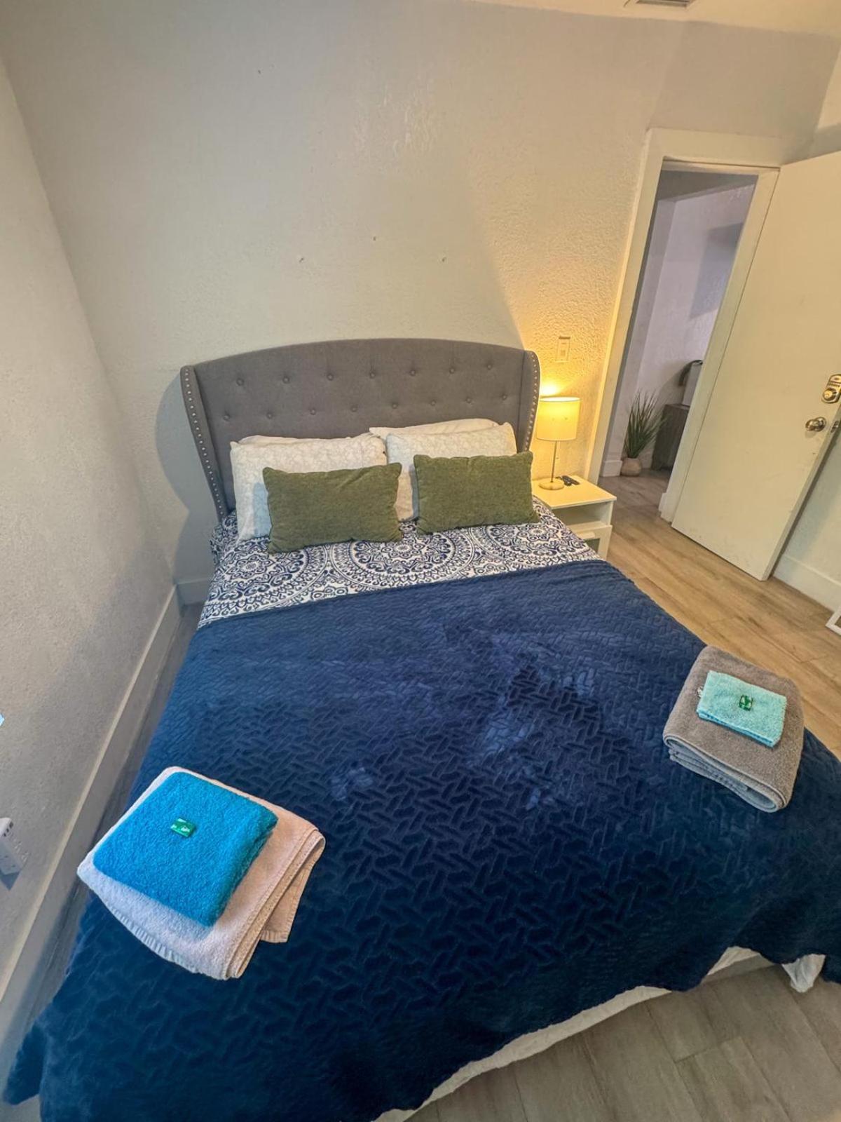 Deluxe Room In Best Location Miami In A 2 Bedrooms Unit - Parking, Laundry And Luggage Storage Kültér fotó